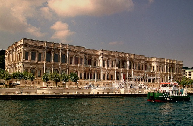 Ottoman's Palace Then And Now
