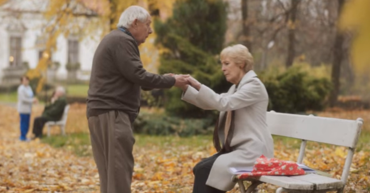 Sweet couple overcomes dementia to relive the night they met in an ad that will make you cry