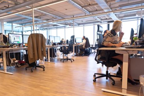 Suecia reduce jornada laboral a 6 horas y no baja sueldos
