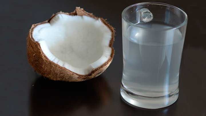 Esto es lo que sucede si bebes un vaso de agua de coco durante 7 días