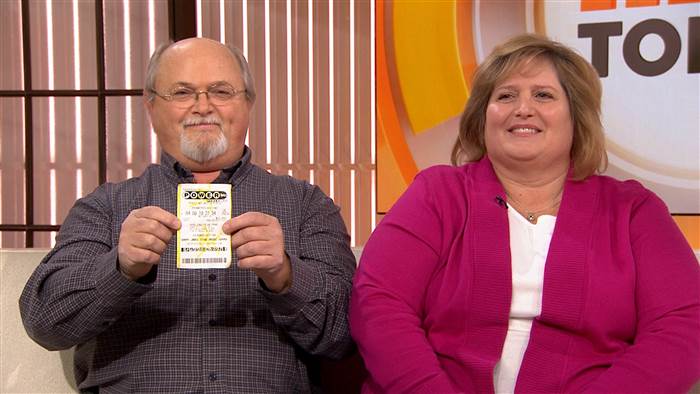 Powerball winners?! Tennessee couple claims they won the jackpot on TODAY Show