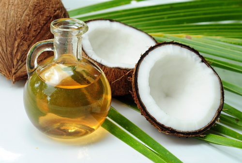 Conoce los 7 beneficios del aceite de coco