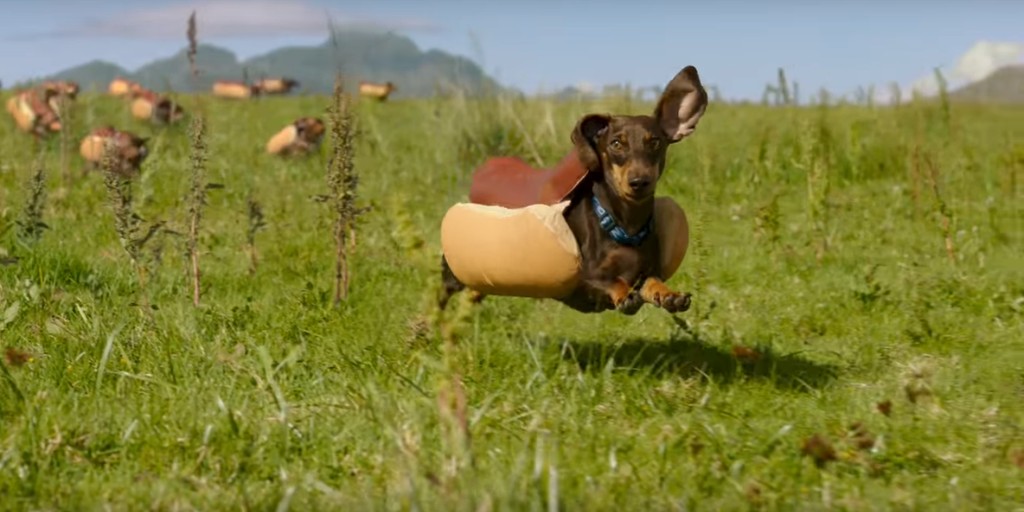 A wiener dog stampede makes this Super Bowl commercial great