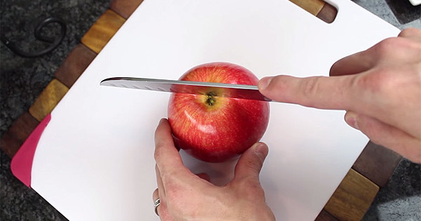 You've Been Cutting Apples Wrong Your Entire Life. Sorry, But It's True.