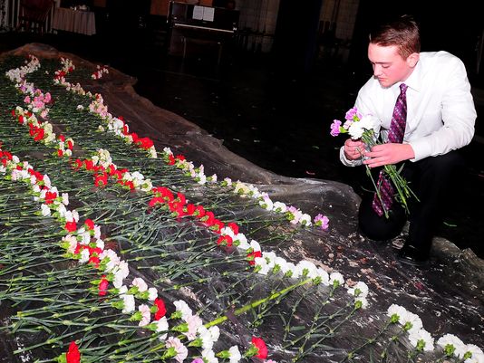 This student bought flowers for all 834 girls at his school for Valentine's Day