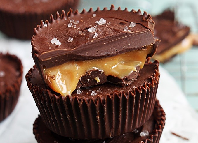 Postre de chocolate-caramelo: Sólo 4 ingredientes y al microondas