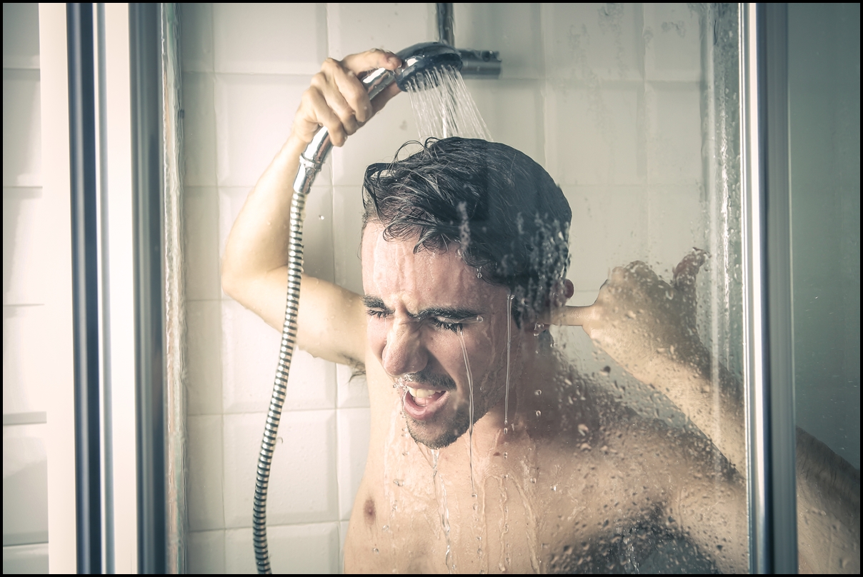 This guy took freezing cold showers every day for a week. Here   s what happened