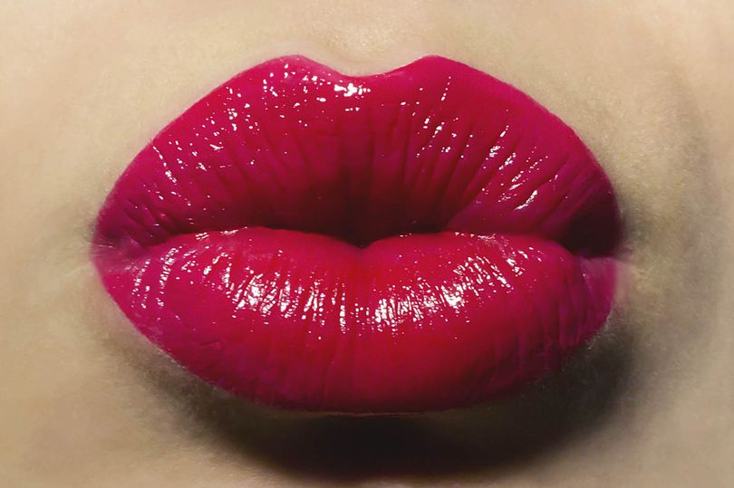 Four of the disgusting things that can happen when you kiss someone 