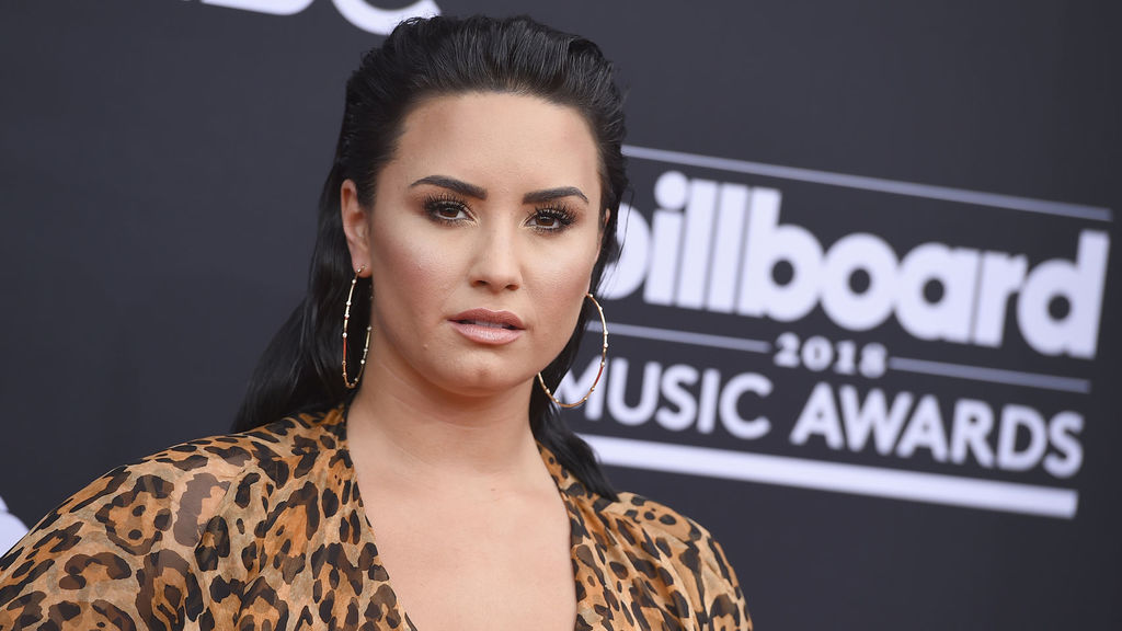 Cantante Demi Lovato es hospitalizada por presunta sobredosis 