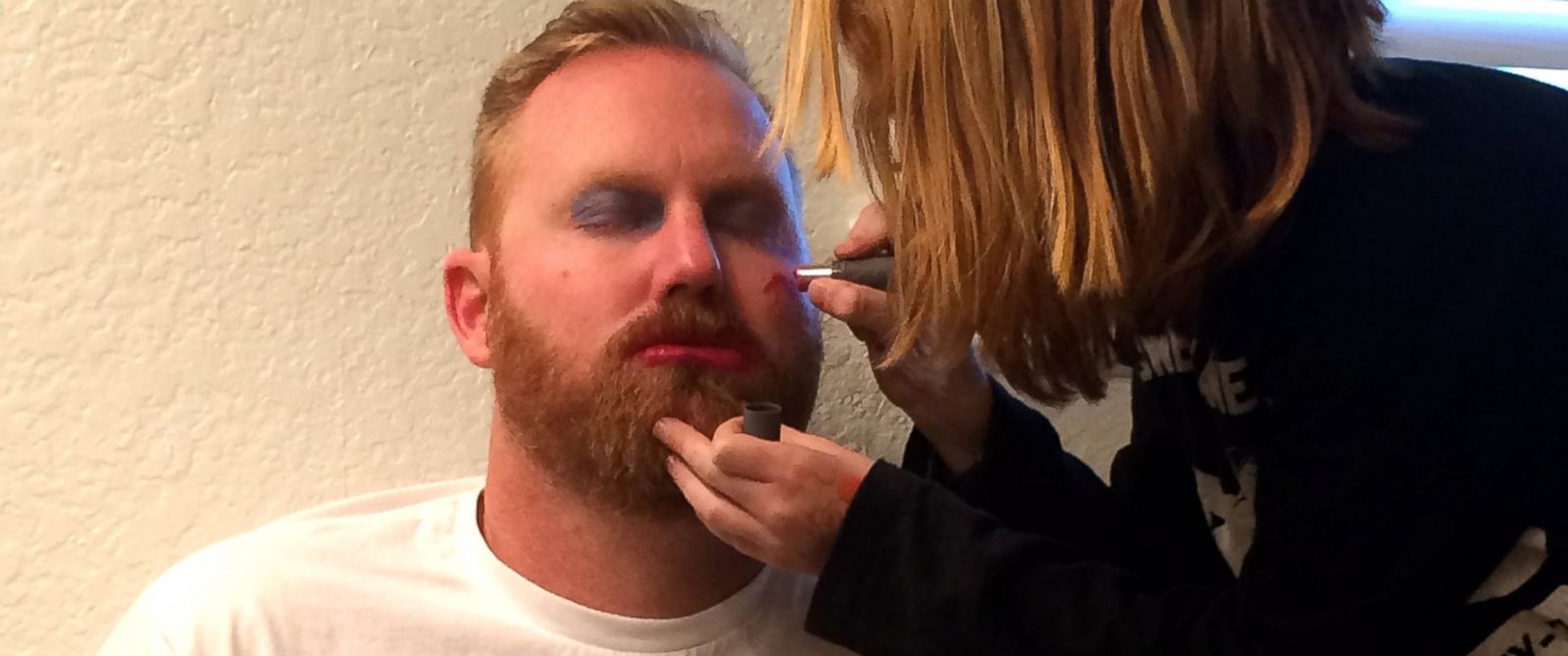 Dad Lets 'Gender-Creative' Son Do His Makeup
