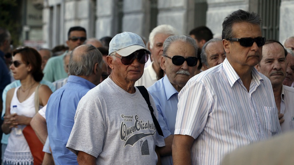 Greek banks reopen after three weeks, with strict withdrawal limits