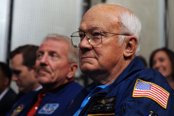 Ex-NASA astronaut Bruce McCandless, first to fly untethered in space, dies