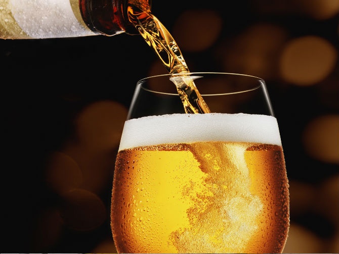 10 razones por la que los expertos recomiendan tomar cerveza para mejorar la salud