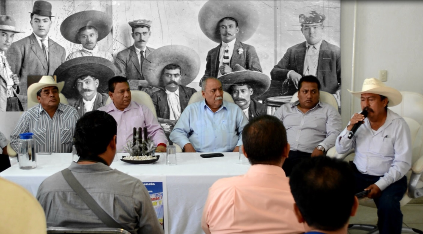 Presidentes de Comisariados Ejidales anuncian una mega marcha a la Residencia Oficial de los Pinos. 