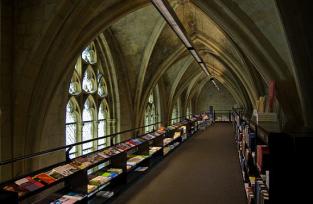 Con 44% de ateos Holanda convierte iglesias en bibliotecas