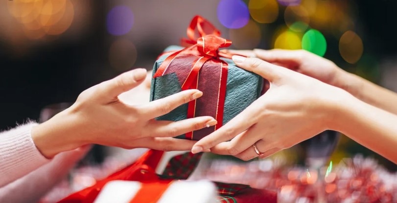 5 consejos para averiguar los gustos de alguien antes de hacerle un regalo