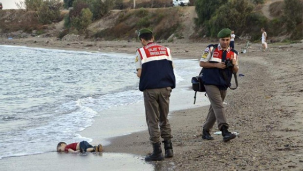 El drama de los refugiados en Europa y una foto que conmueve al mundo
