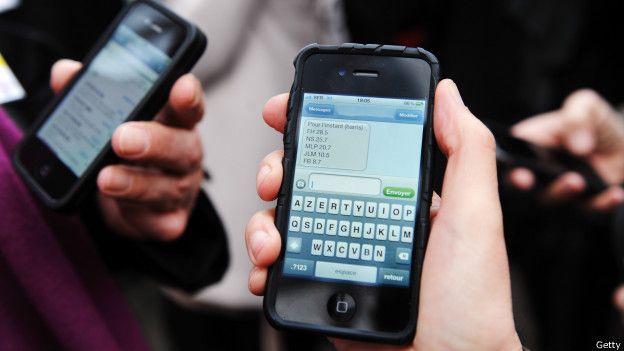 Cómo enviar mensajes con tu celular cuando no hay cobertura ni internet