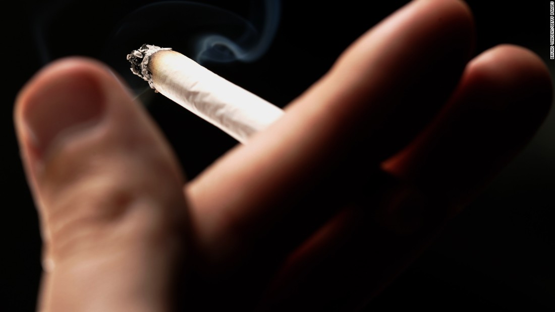 9 reasons why many people started smoking in the past
