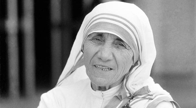 Acusaciones en contra de la Madre Teresa de Calcuta