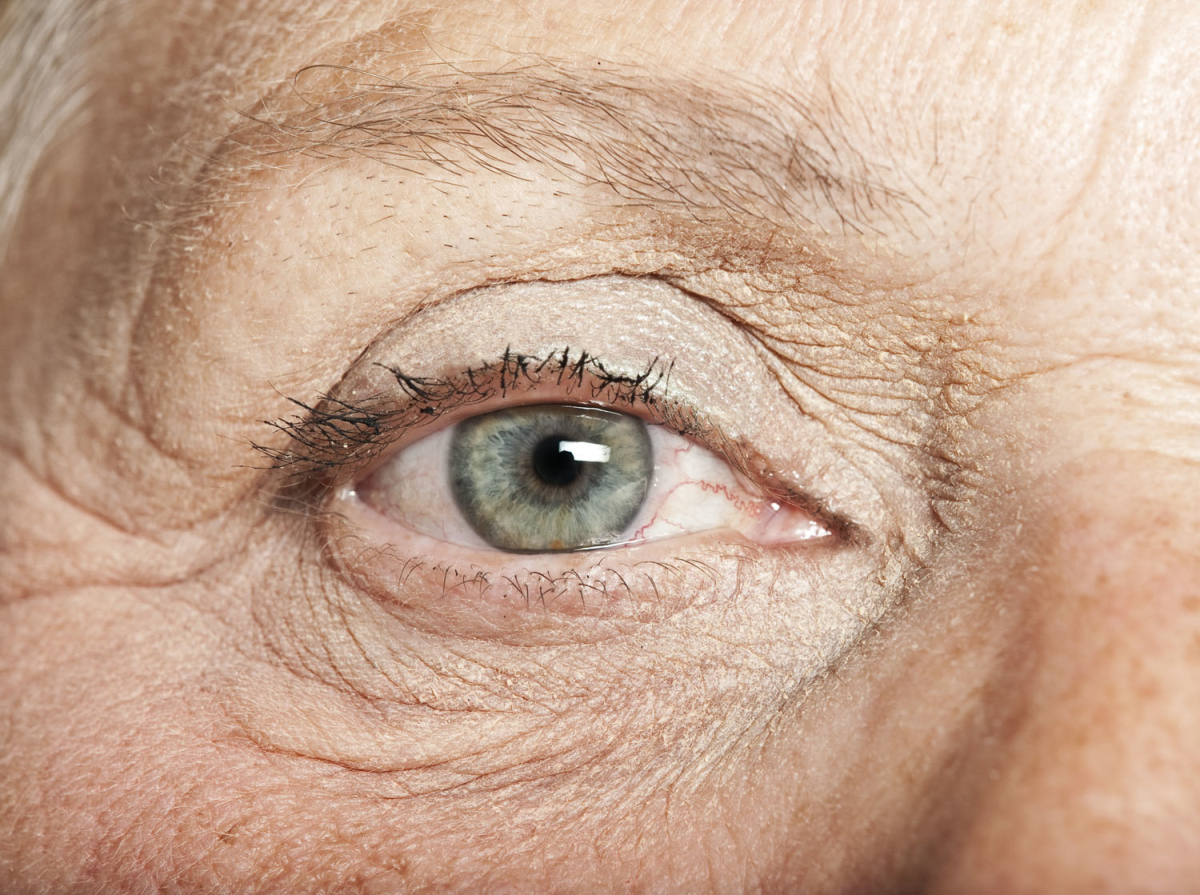 El mundo celebra esta noticia: Riesgo de padecer Alzheimer se podrá predecir a través de los ojos