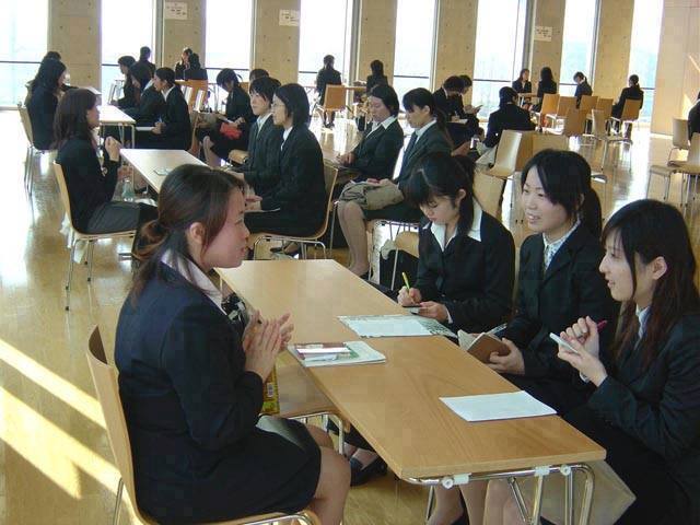 El sistema educativo de Japón que los educa como "ciudadanos del mundo"