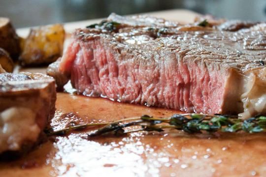 How to sous vide a perfect steak without buying any special equipment