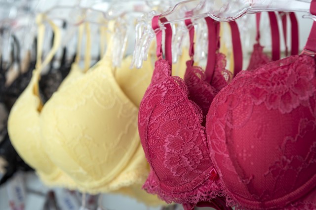 Here's why you shouldn't wear a Bra, according to science