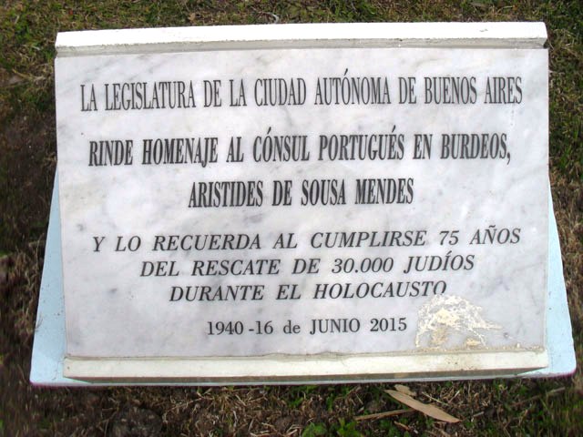 Quién fue Arístides de Sousa Mendes, el cónsul portugués que salvó 30.000 vidas