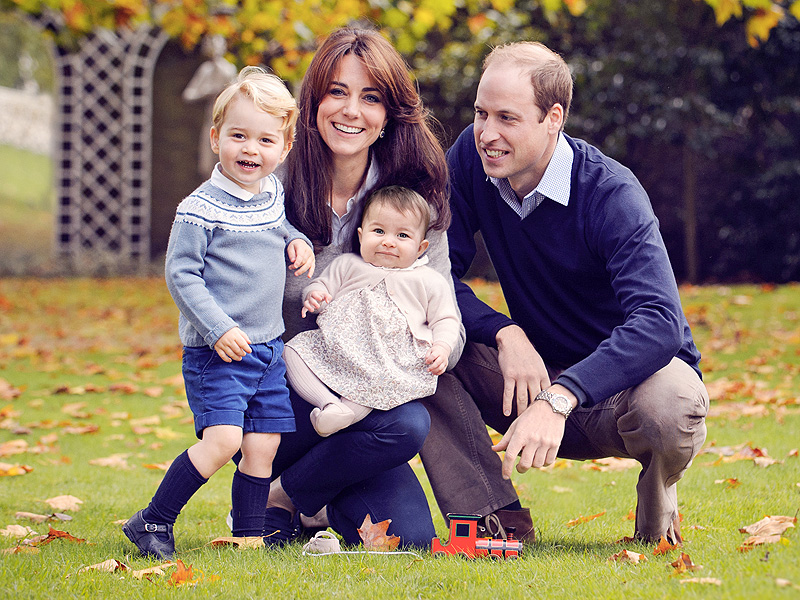 The Royal Family in a New Holiday Card