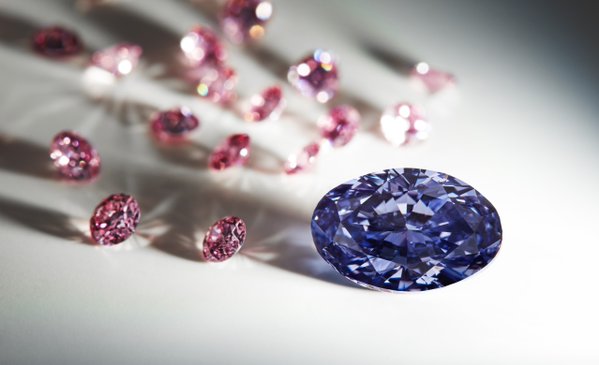  Exponen en Australia un diamante violeta "increíblemente raro"