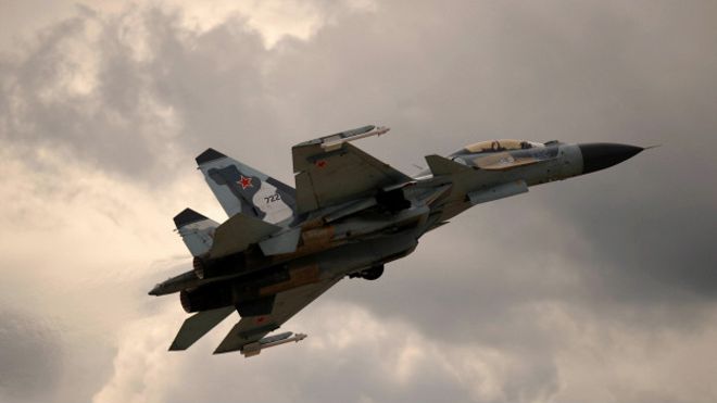 Rusia inicia bombardeo aéreo en Siria
