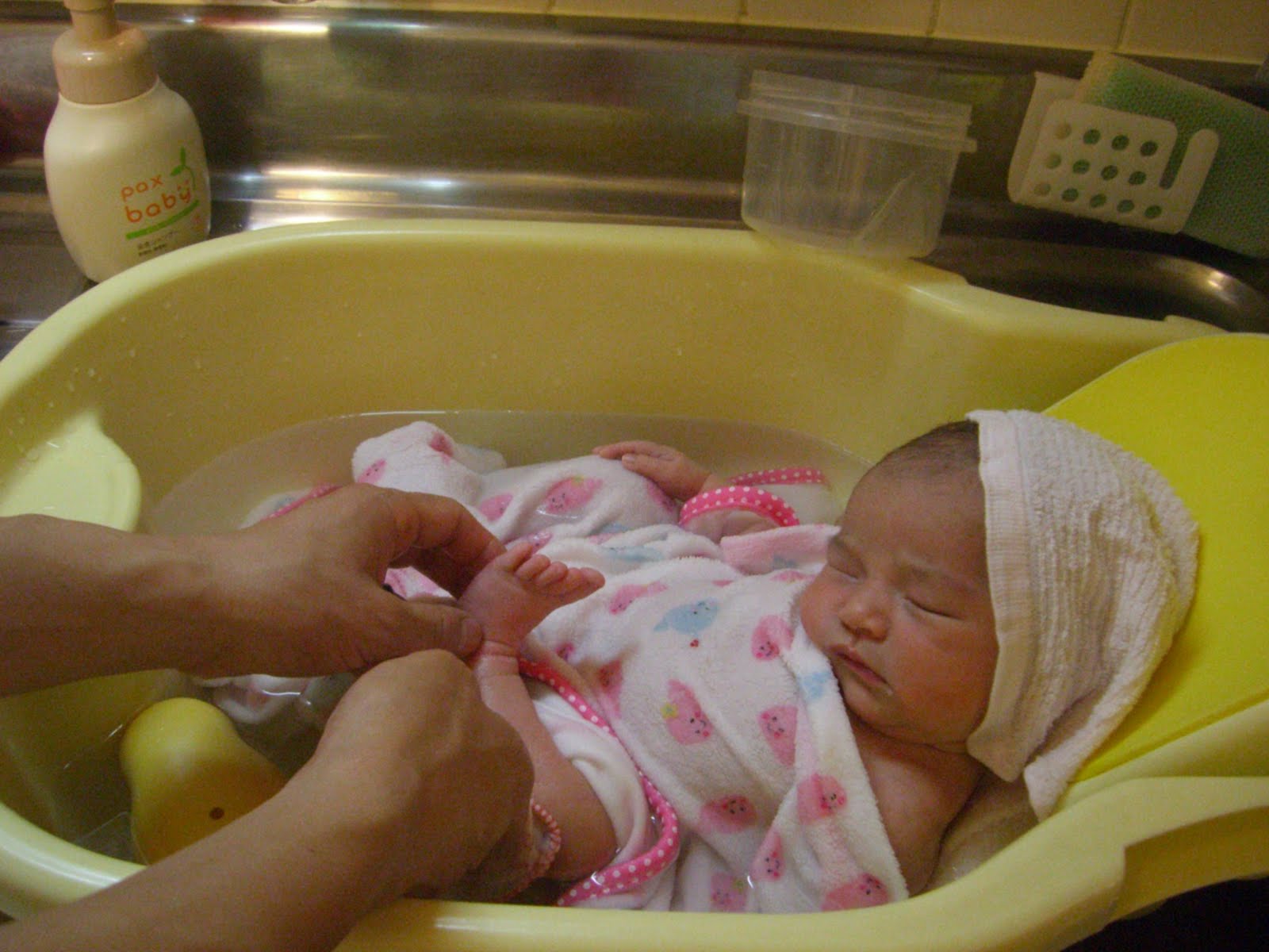 The way she bathes the baby is truly terrifying. The reason behind was truly amazing!