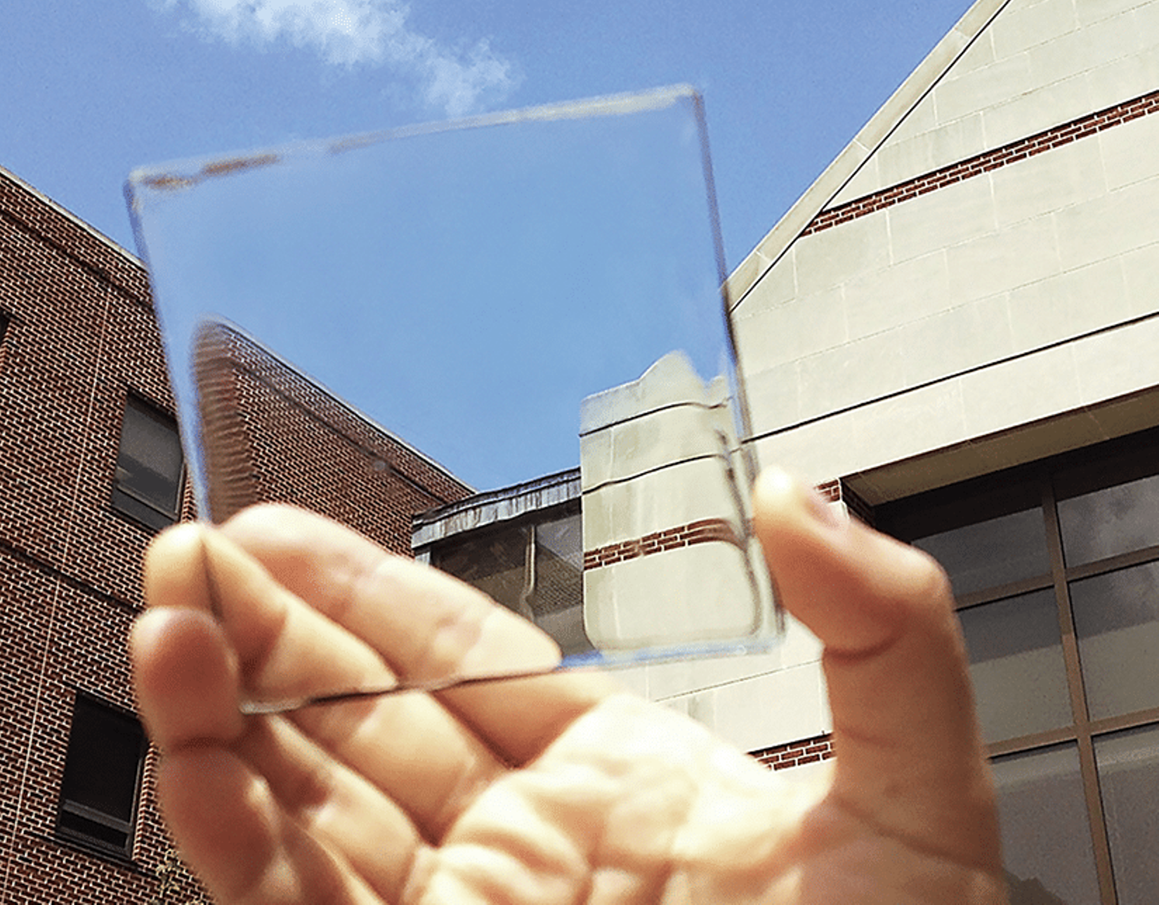 Paneles solares transparentes podrán convertir ventanas de edificios en fuentes de energía