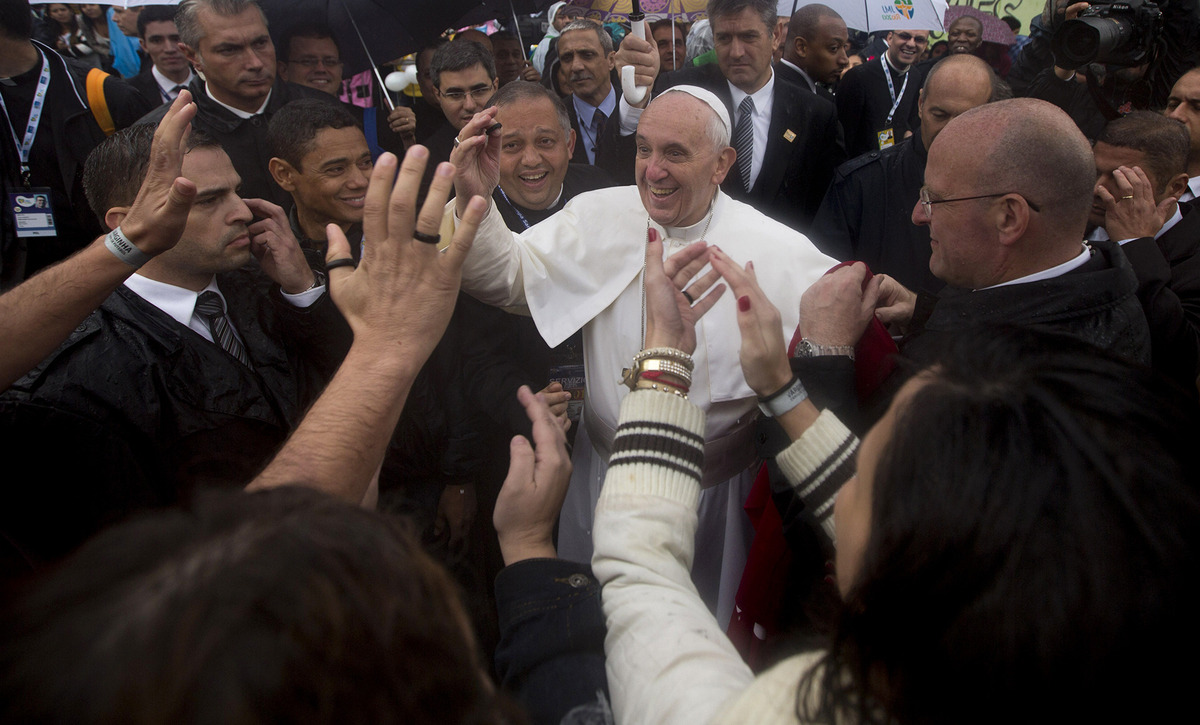 Americans lose faith in Pope Francis