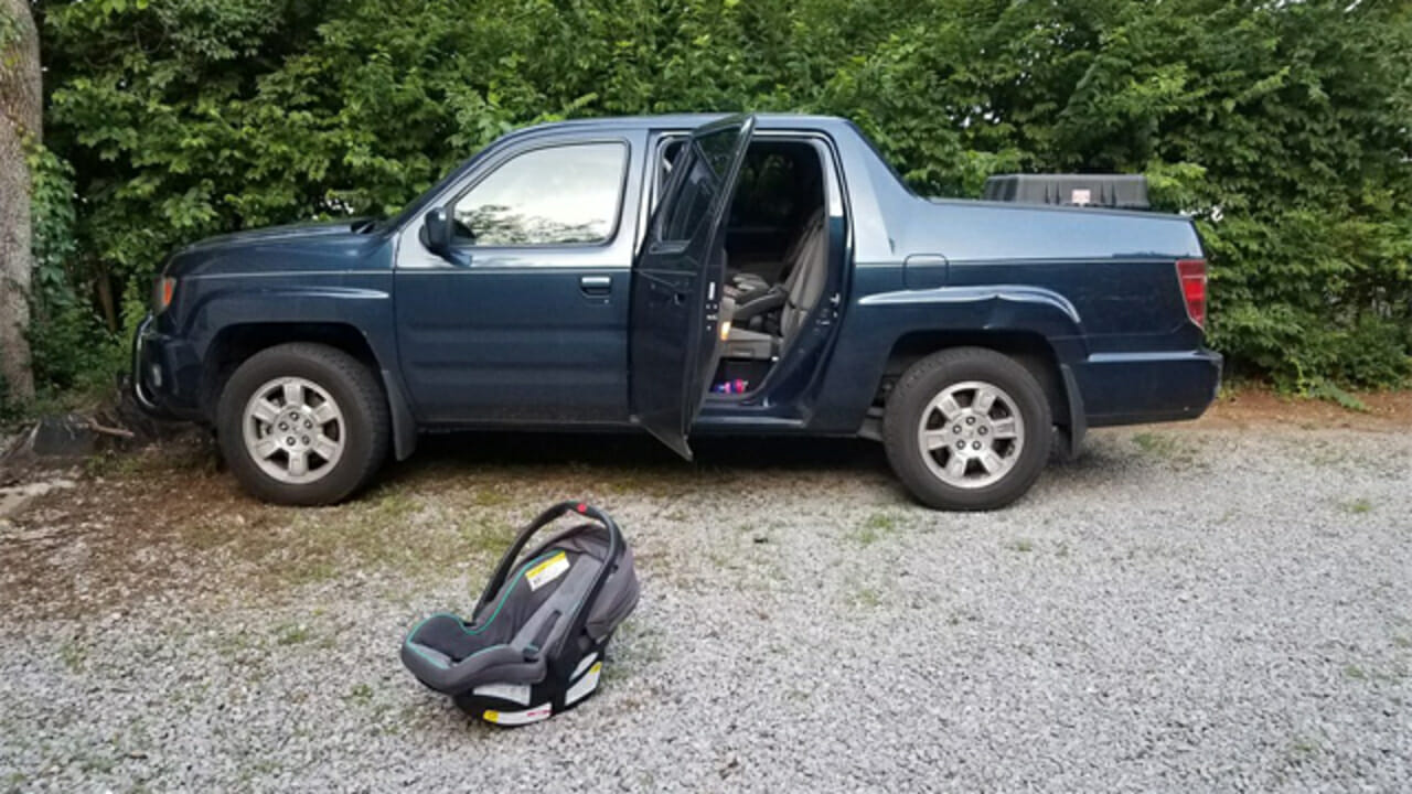 Dad leaves 1 year old in hot truck all day, when mom looks inside she makes horrific discovery