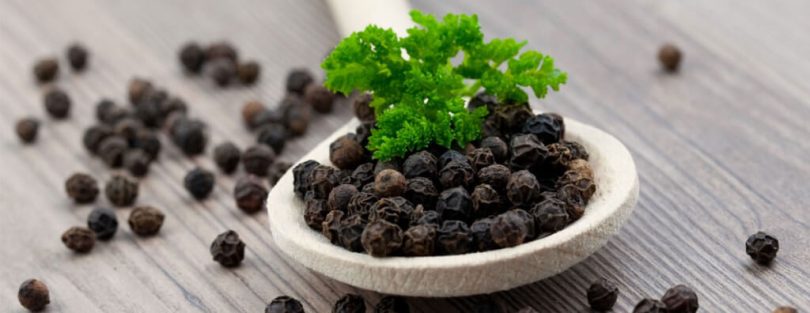 You should include black pepper in your meals, your benefits will surprise you