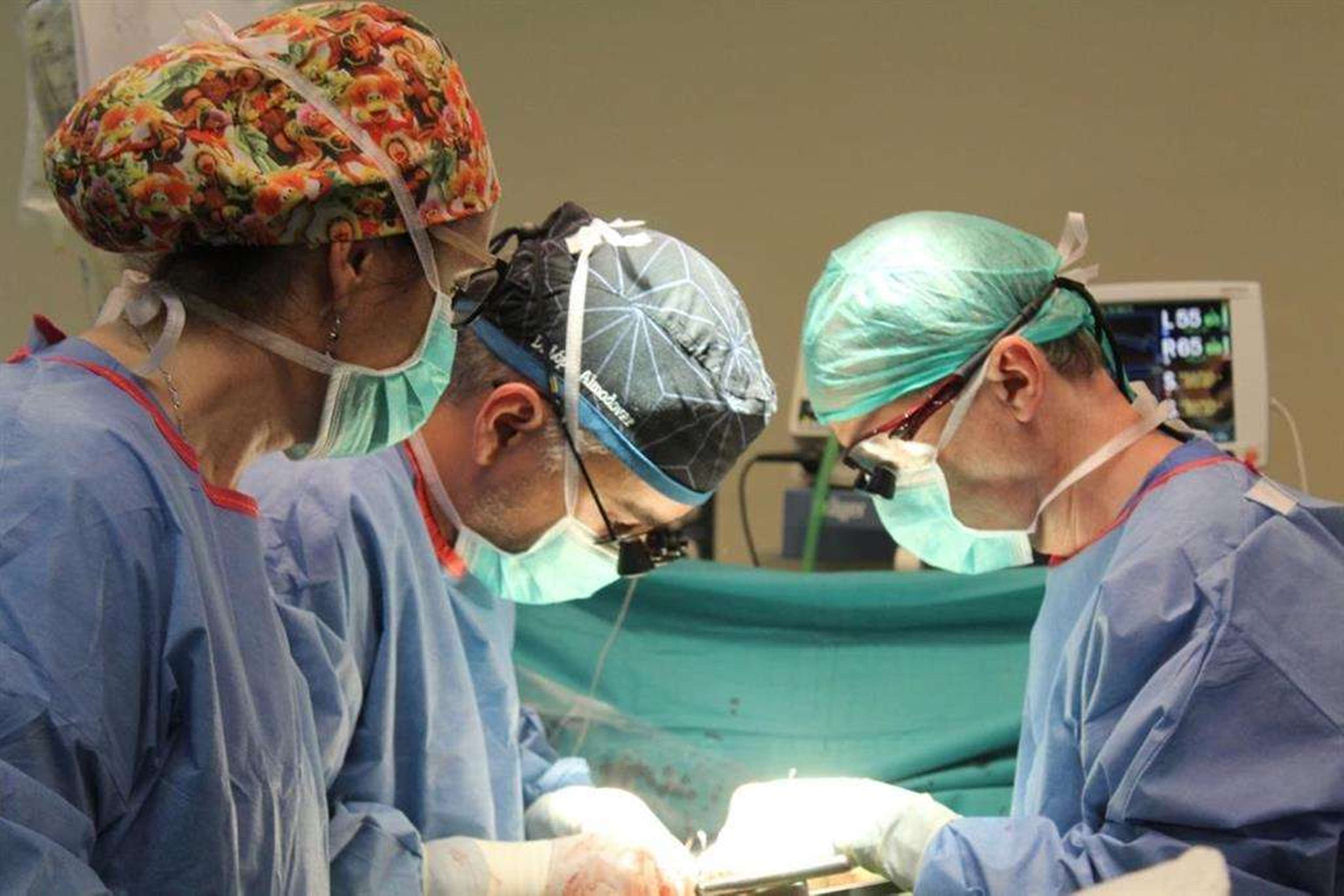 DEMORAS QUE CUESTAN VIDAS: Los cirujanos avisan de que el Covid-19 está "desmantelando" la activida